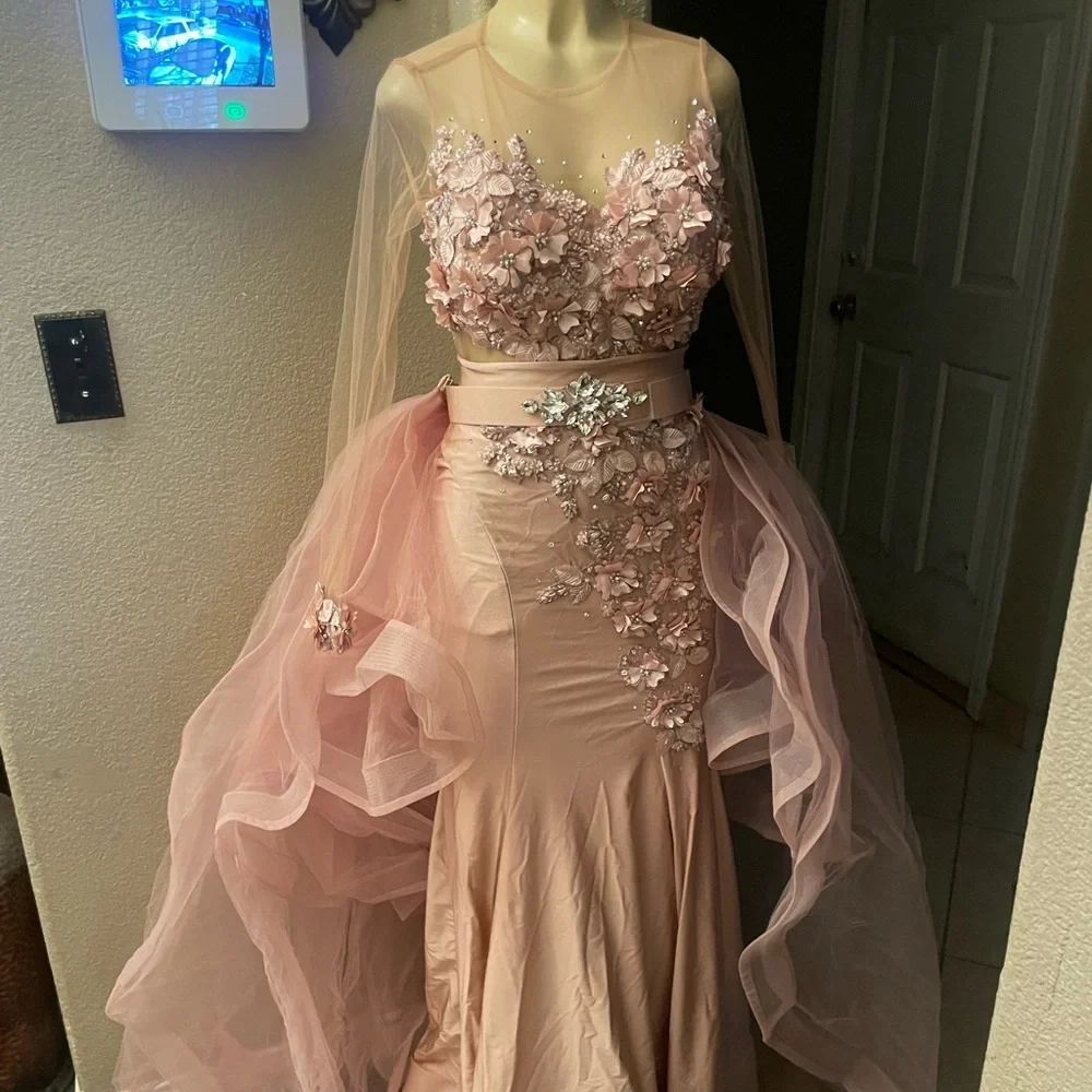 New - Picture 2 of 3